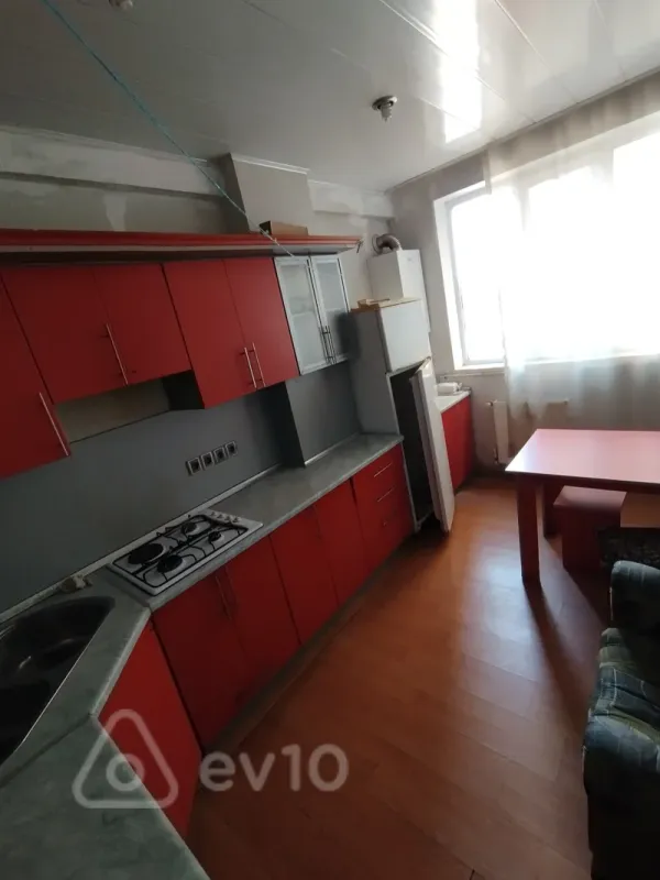 Kirayə verilir 1 otaqlı yeni tikili 40 m²