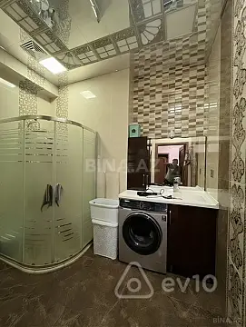 Kirayə verilir 2 otaqlı yeni tikili 70 m²