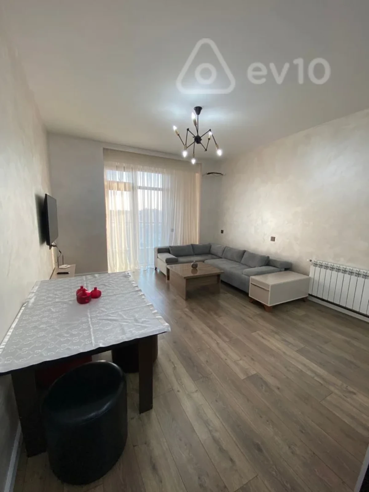 Kirayə verilir 2 otaqlı yeni tikili 65 m²