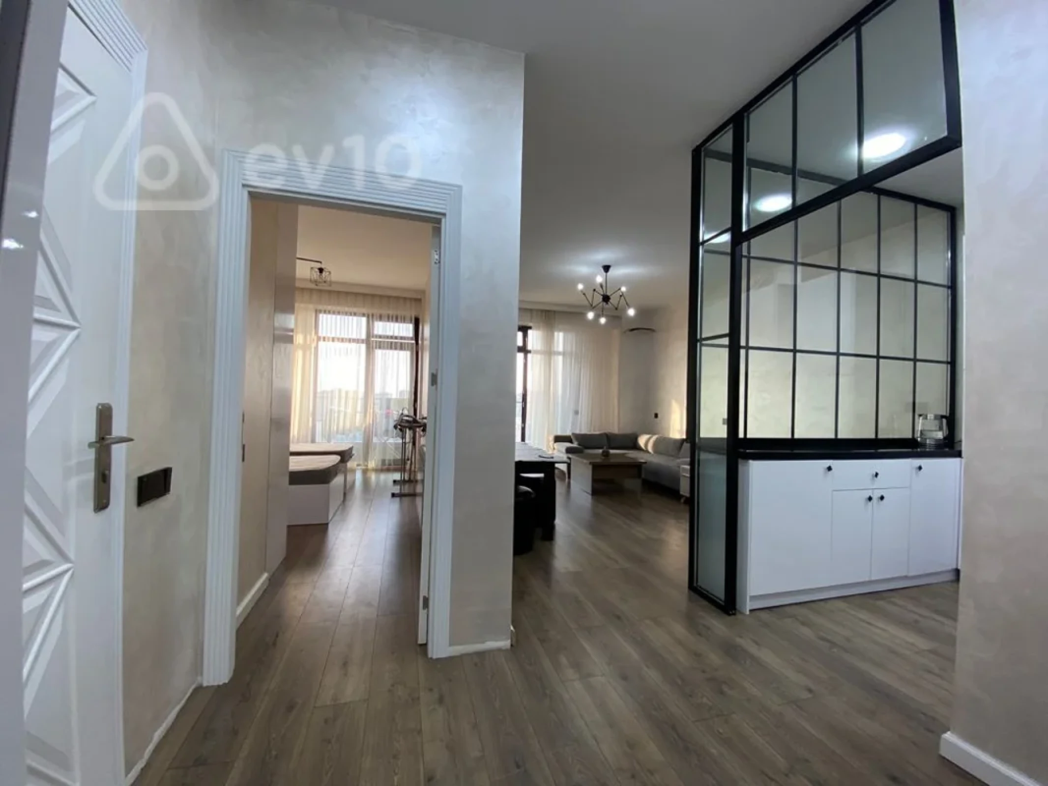 Kirayə verilir 2 otaqlı yeni tikili 65 m²