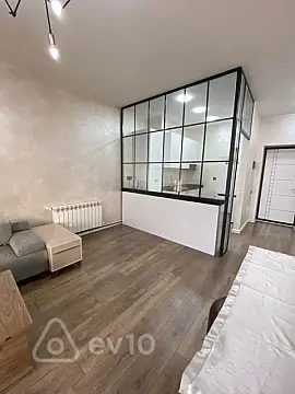 Kirayə verilir 2 otaqlı yeni tikili 65 m²