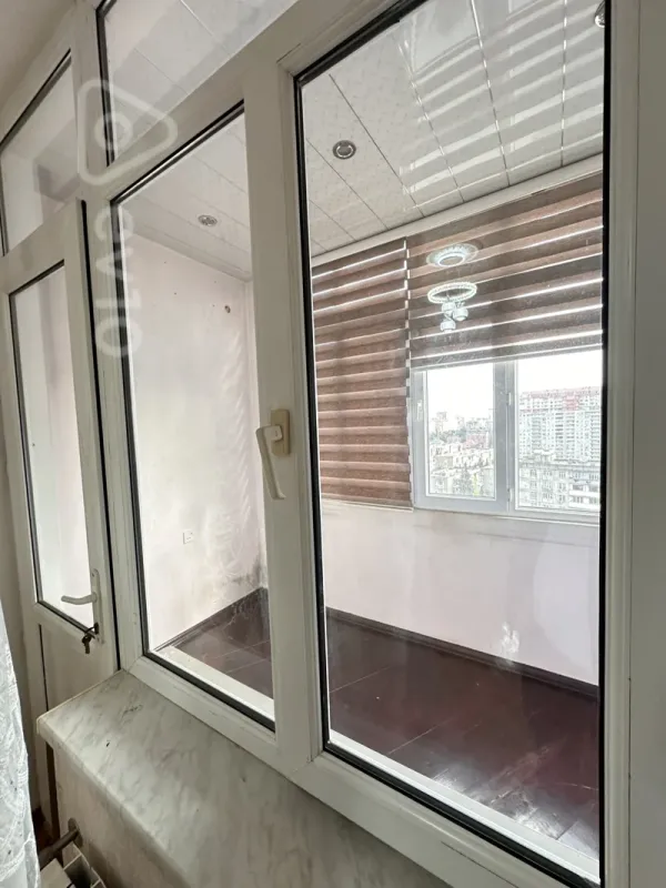 Kirayə verilir 3 otaqlı yeni tikili 120 m²