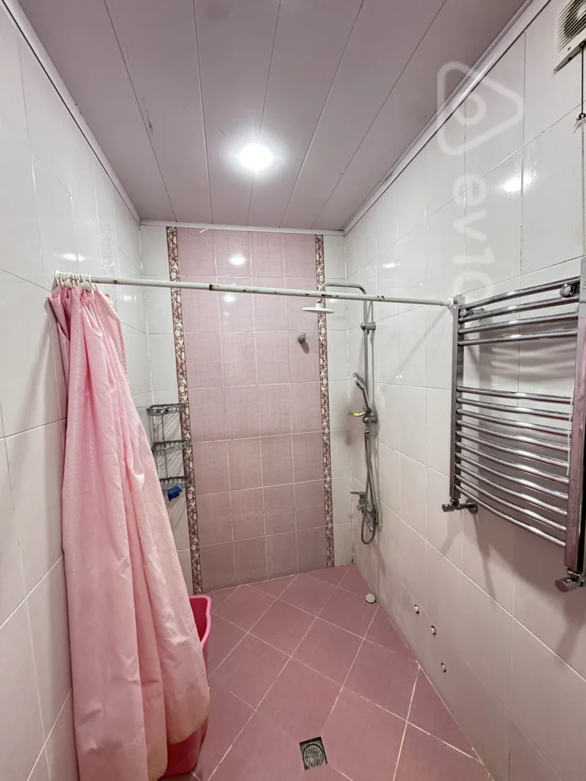 Kirayə verilir 3 otaqlı yeni tikili 120 m²