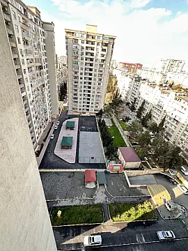 Kirayə verilir 3 otaqlı yeni tikili 120 m²