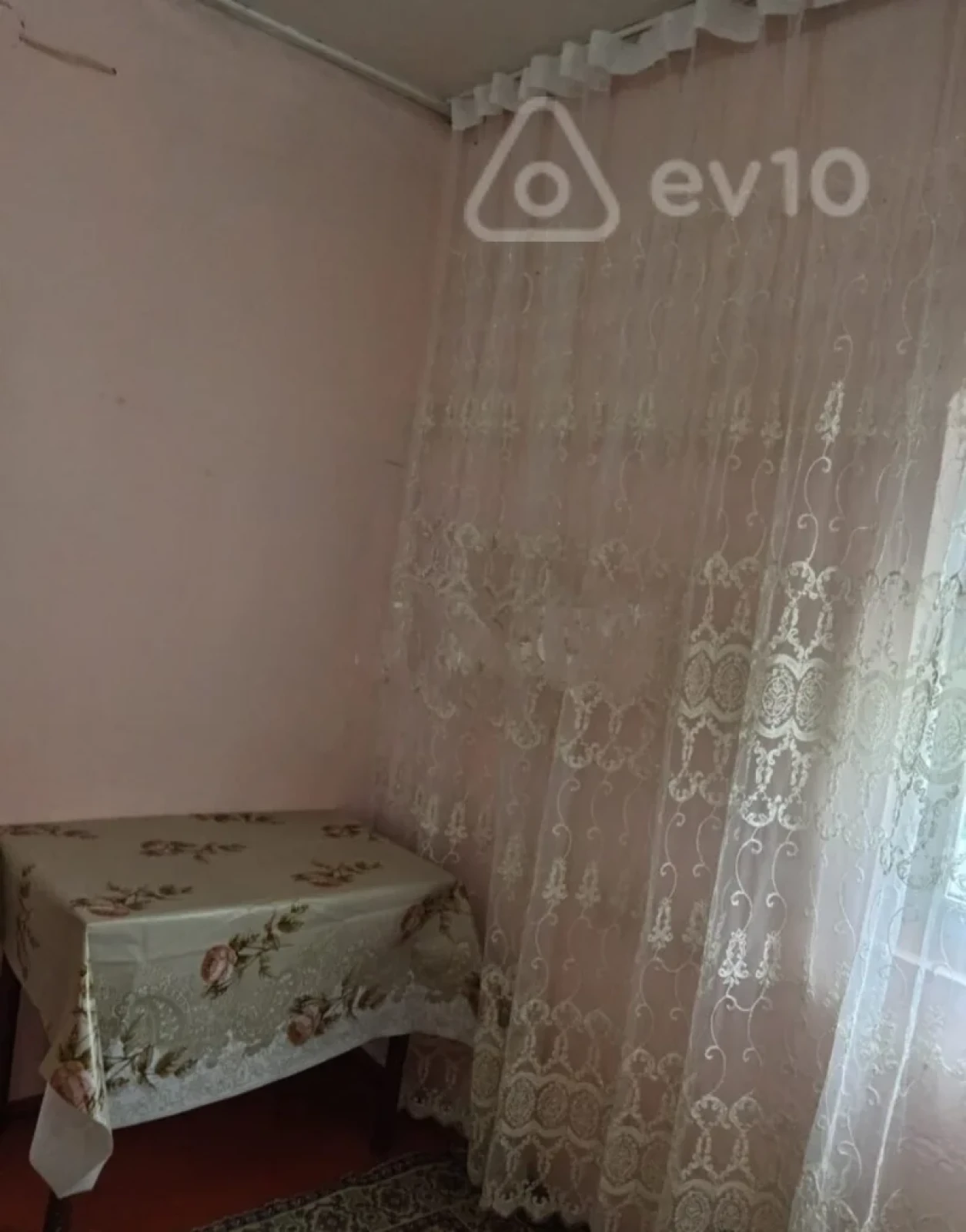 Kirayə verilir 1 otaqlı köhnə tikili 20 m²