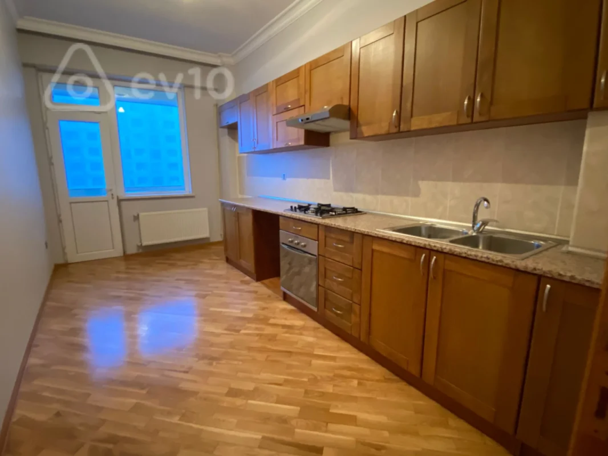 Satılır 2 otaqlı yeni tikili 96 m²