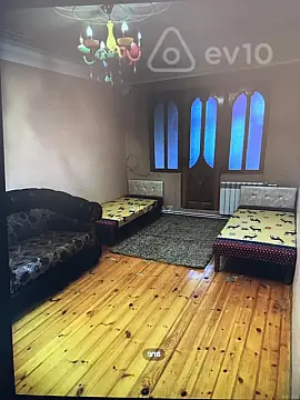 Kirayə verilir 3 otaqlı yeni tikili 150 m²