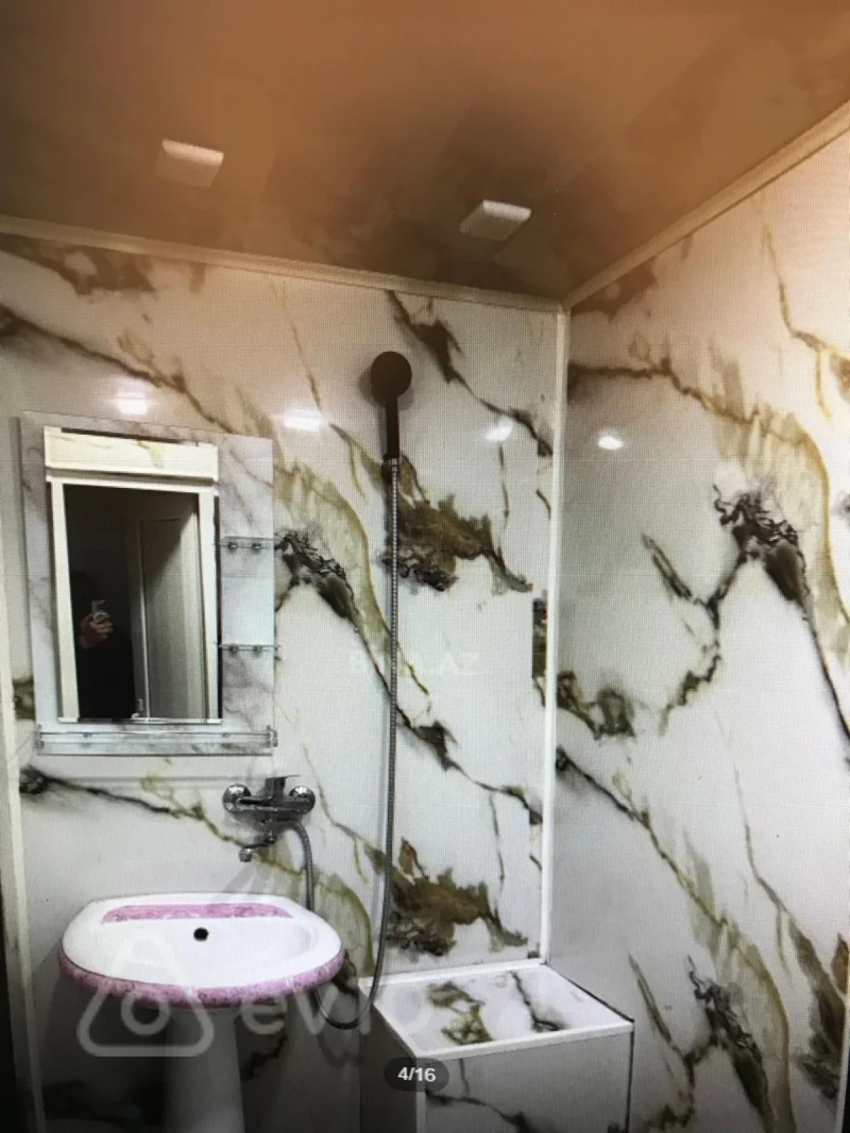 Kirayə verilir 3 otaqlı yeni tikili 150 m²