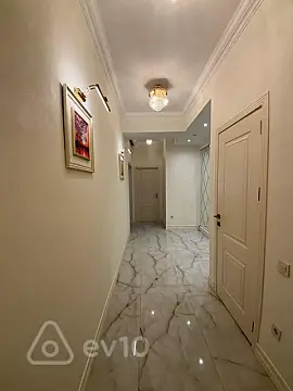 Kirayə verilir 2 otaqlı yeni tikili 57 m²