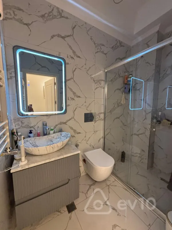 Kirayə verilir 2 otaqlı yeni tikili 57 m²