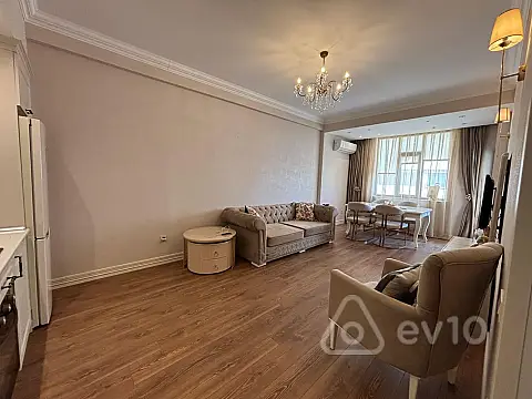 Kirayə verilir 2 otaqlı yeni tikili 57 m²