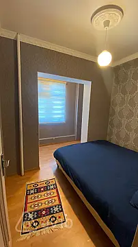Kirayə verilir 2 otaqlı köhnə tikili 45 m²