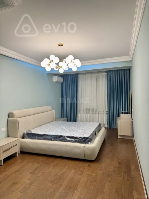 Kirayə verilir 4 otaqlı yeni tikili 225 m²