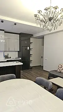 Kirayə verilir 3 otaqlı yeni tikili 120 m²