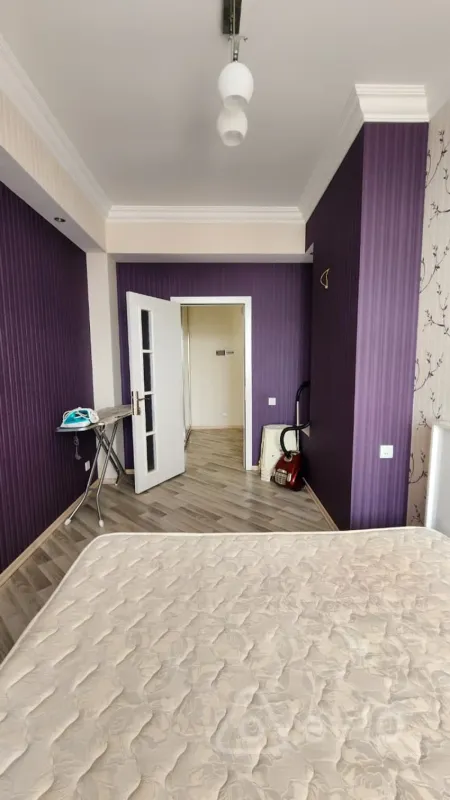 Kirayə verilir 2 otaqlı yeni tikili 64 m²