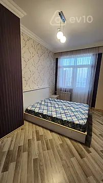 Kirayə verilir 2 otaqlı yeni tikili 64 m²