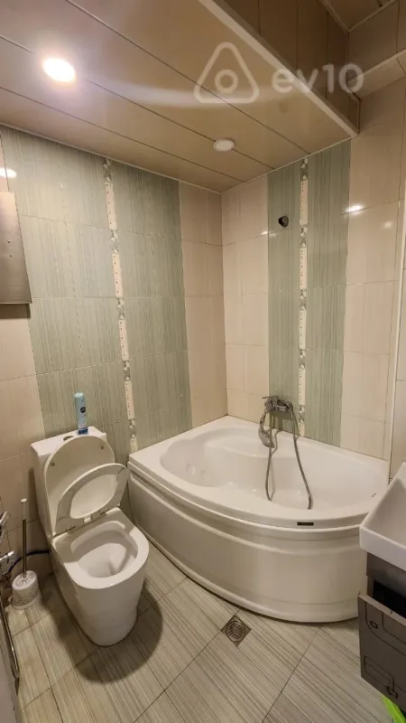 Kirayə verilir 2 otaqlı yeni tikili 64 m²