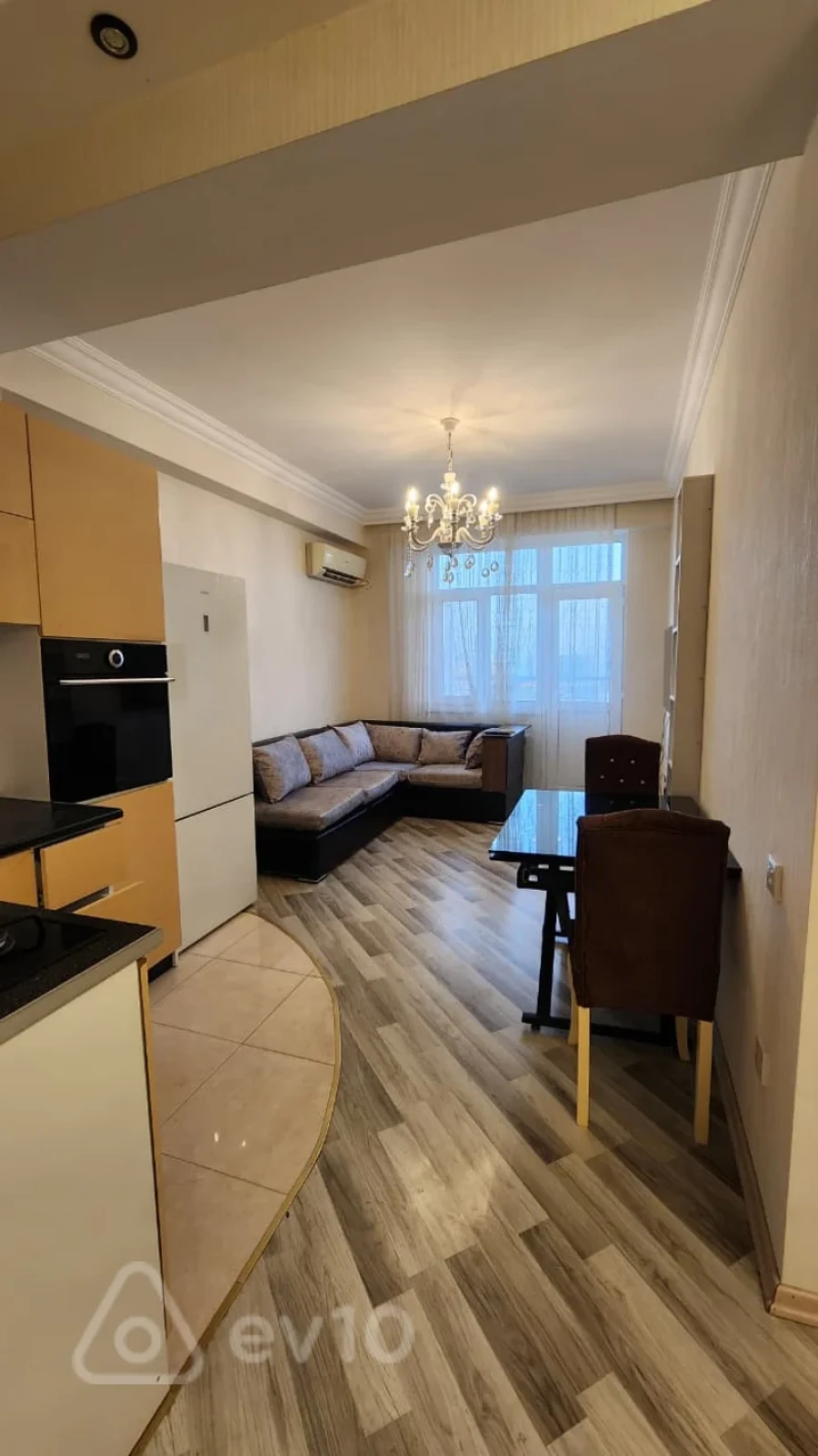 Kirayə verilir 2 otaqlı yeni tikili 64 m²