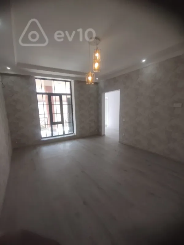 Satılır 4 otaqlı həyət evi 155 m²