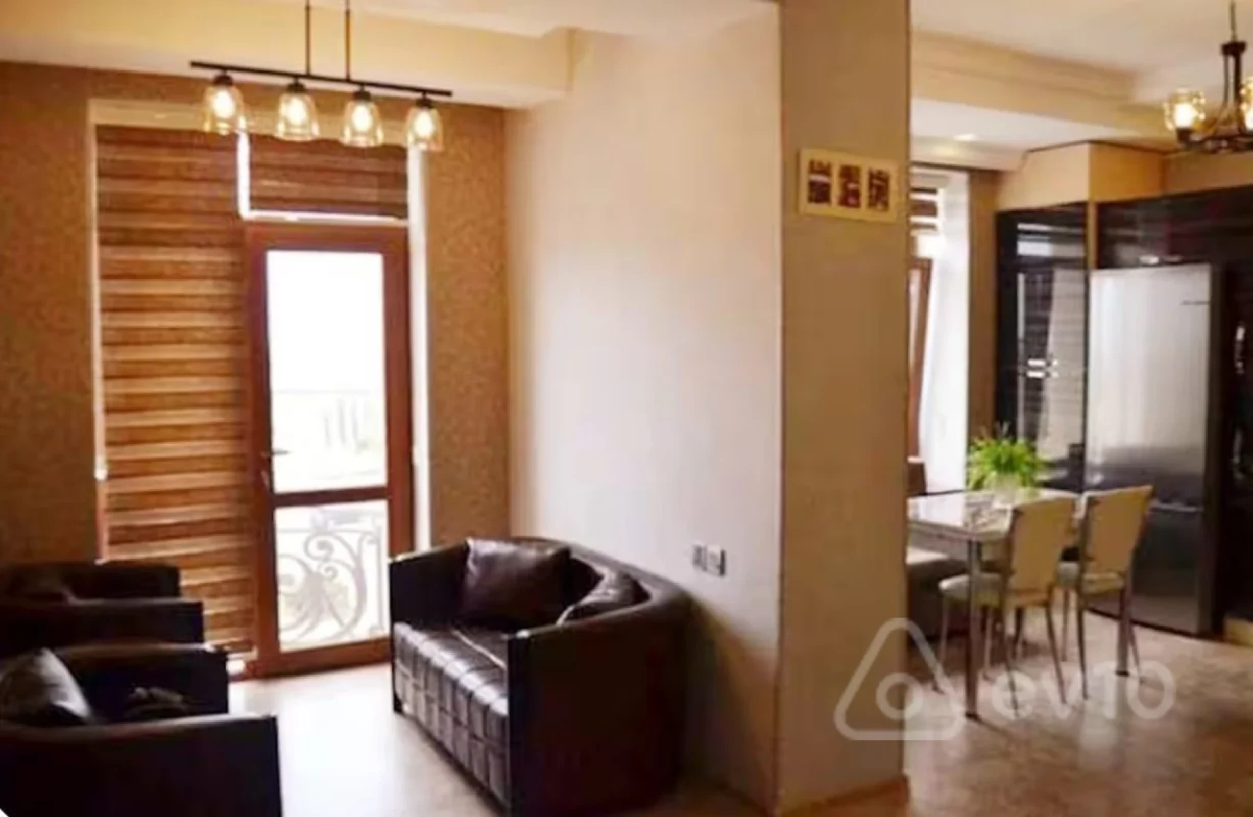 Kirayə verilir 3 otaqlı yeni tikili 140 m²