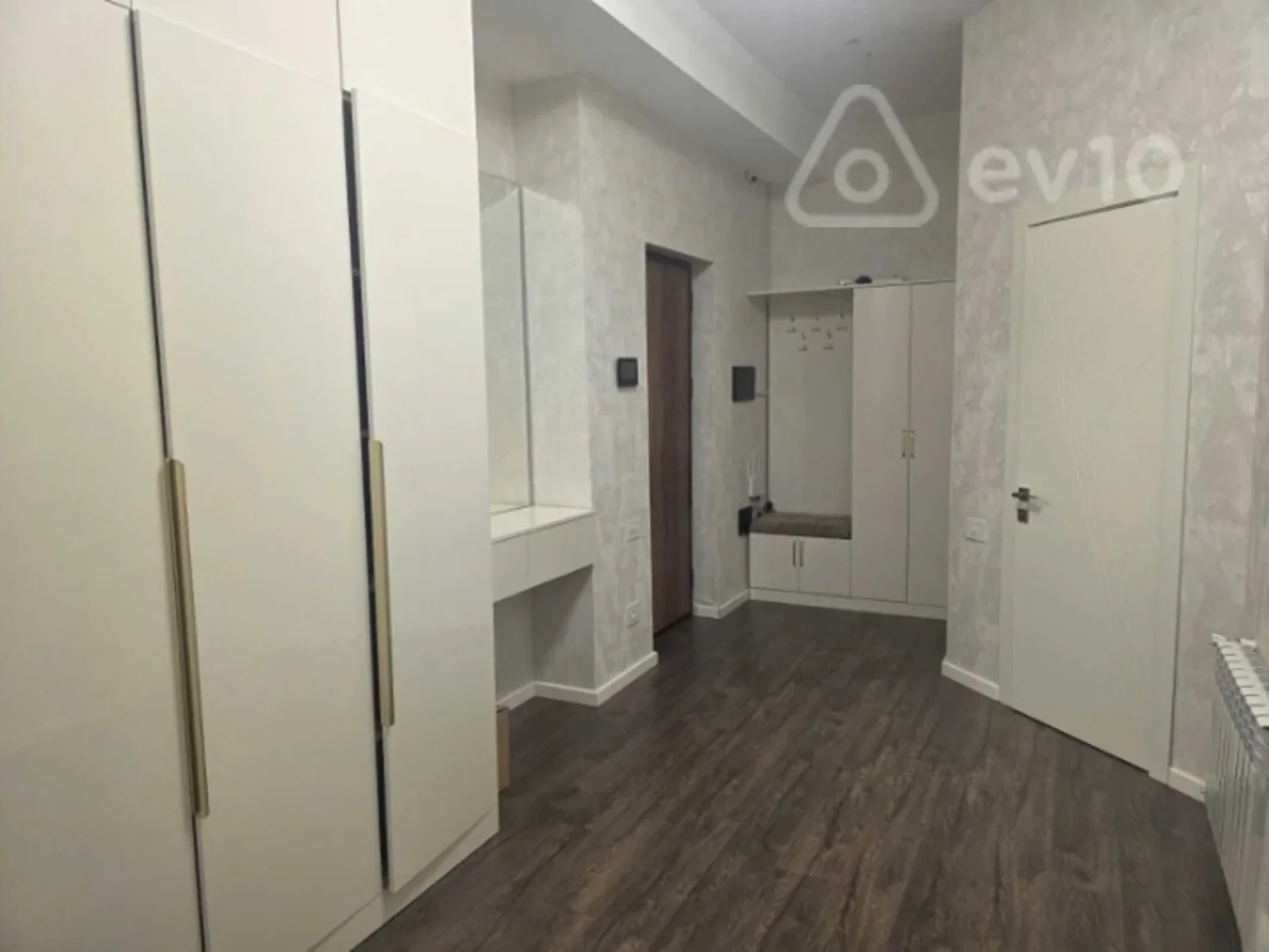 Satılır 2 otaqlı yeni tikili 95 m²