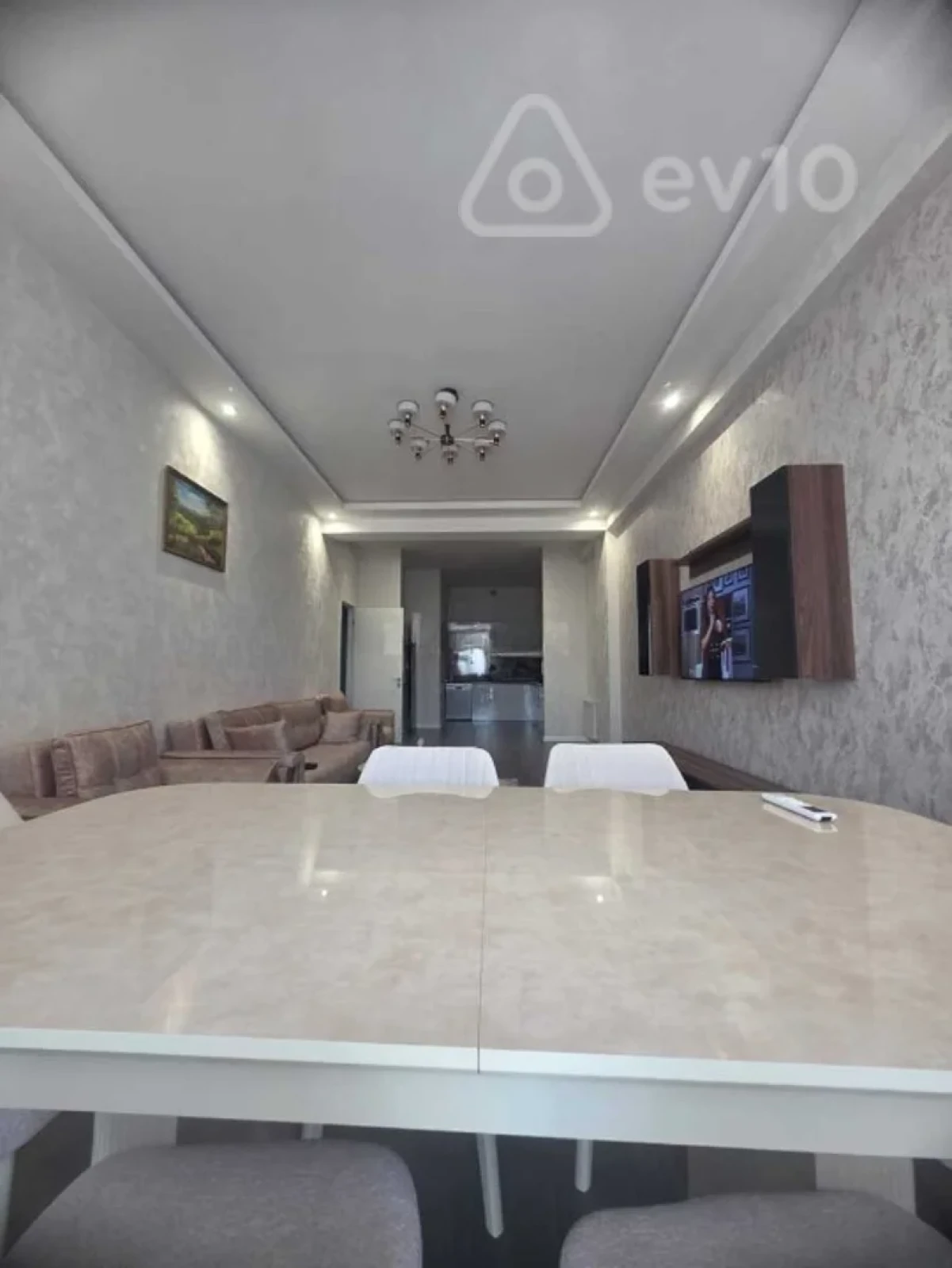 Satılır 2 otaqlı yeni tikili 95 m²