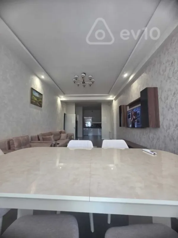Satılır 2 otaqlı yeni tikili 95 m²
