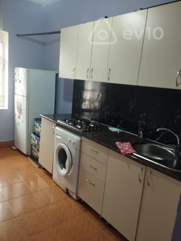 Kirayə verilir 3 otaqlı yeni tikili 69 m²