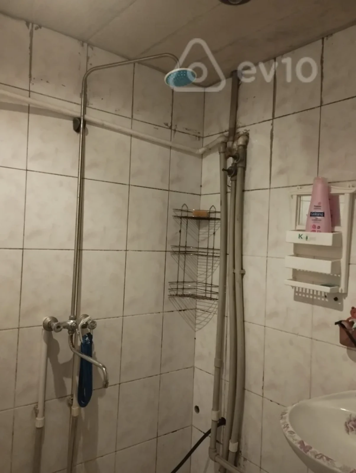 Kirayə verilir 3 otaqlı yeni tikili 69 m²