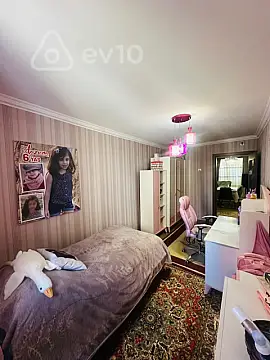 Satılır 3 otaqlı köhnə tikili 70 m²