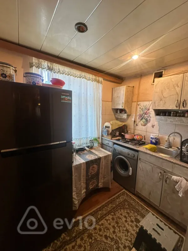Satılır 3 otaqlı köhnə tikili 70 m²