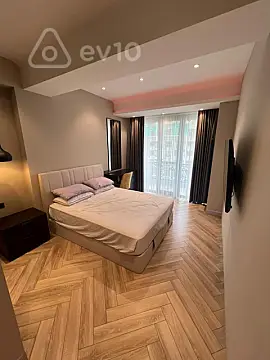 Kirayə verilir 2 otaqlı yeni tikili 82 m²