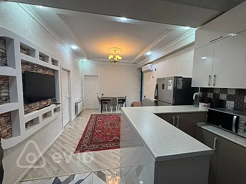 Kirayə verilir 3 otaqlı yeni tikili 80 m²