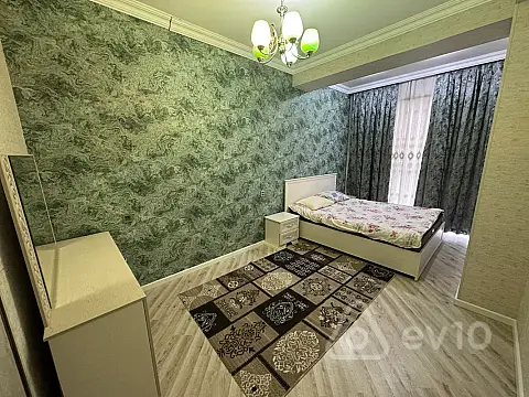Kirayə verilir 3 otaqlı yeni tikili 80 m²