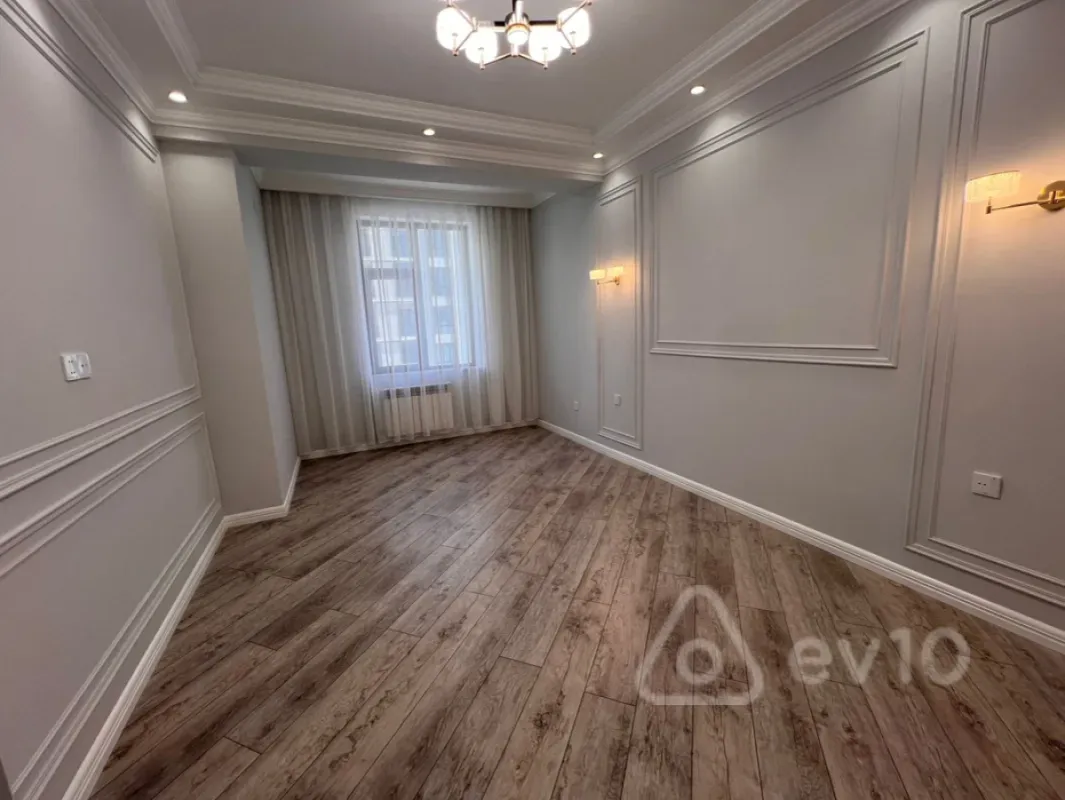Satılır 2 otaqlı yeni tikili 57 m²