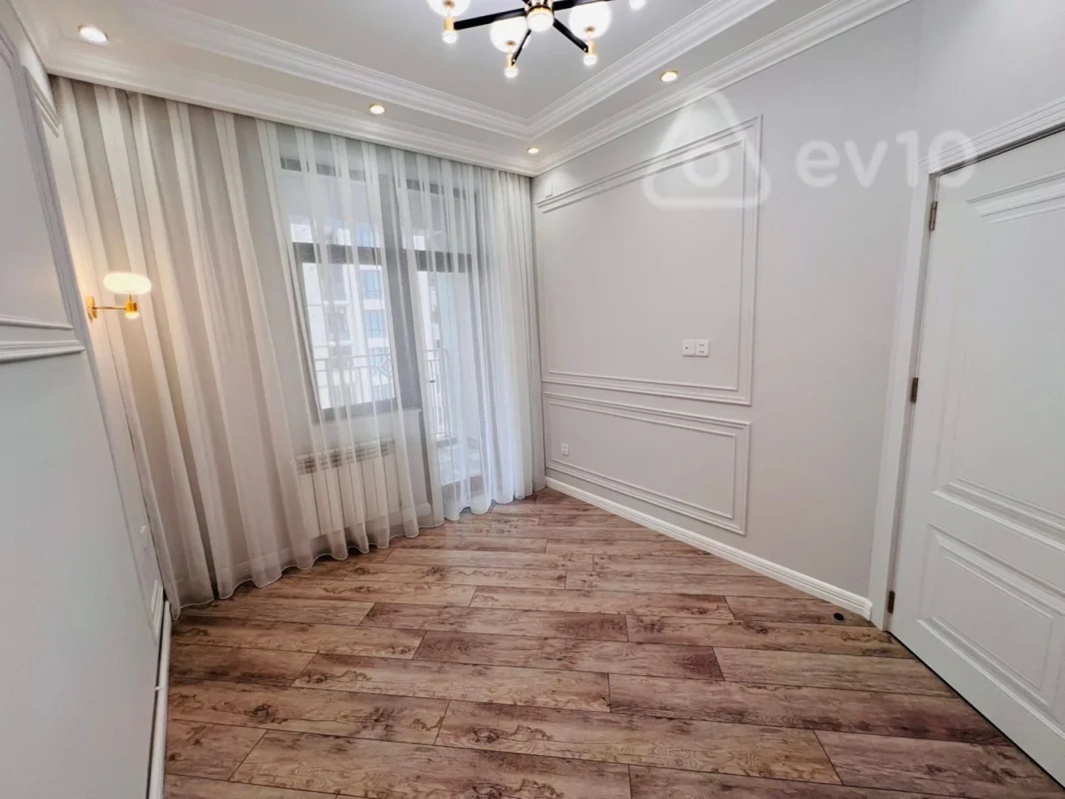Satılır 2 otaqlı yeni tikili 57 m²