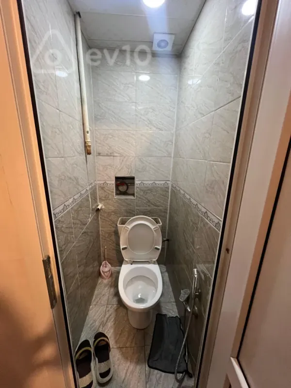 Satılır 3 otaqlı köhnə tikili 55 m²