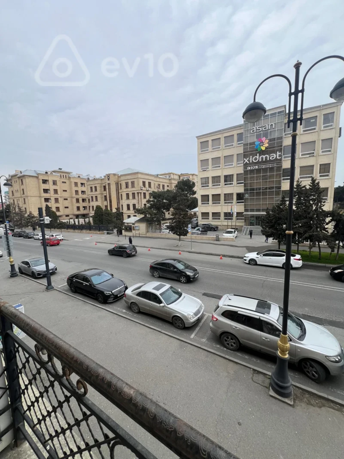 Satılır 3 otaqlı köhnə tikili 55 m²