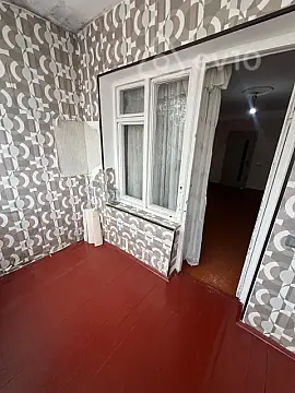 Satılır 3 otaqlı köhnə tikili 55 m²