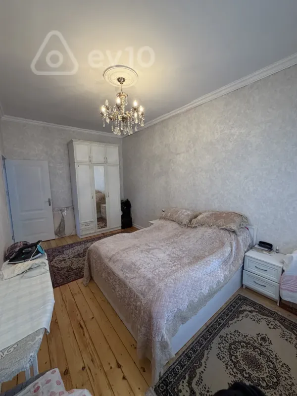 Satılır 4 otaqlı həyət evi 120 m²