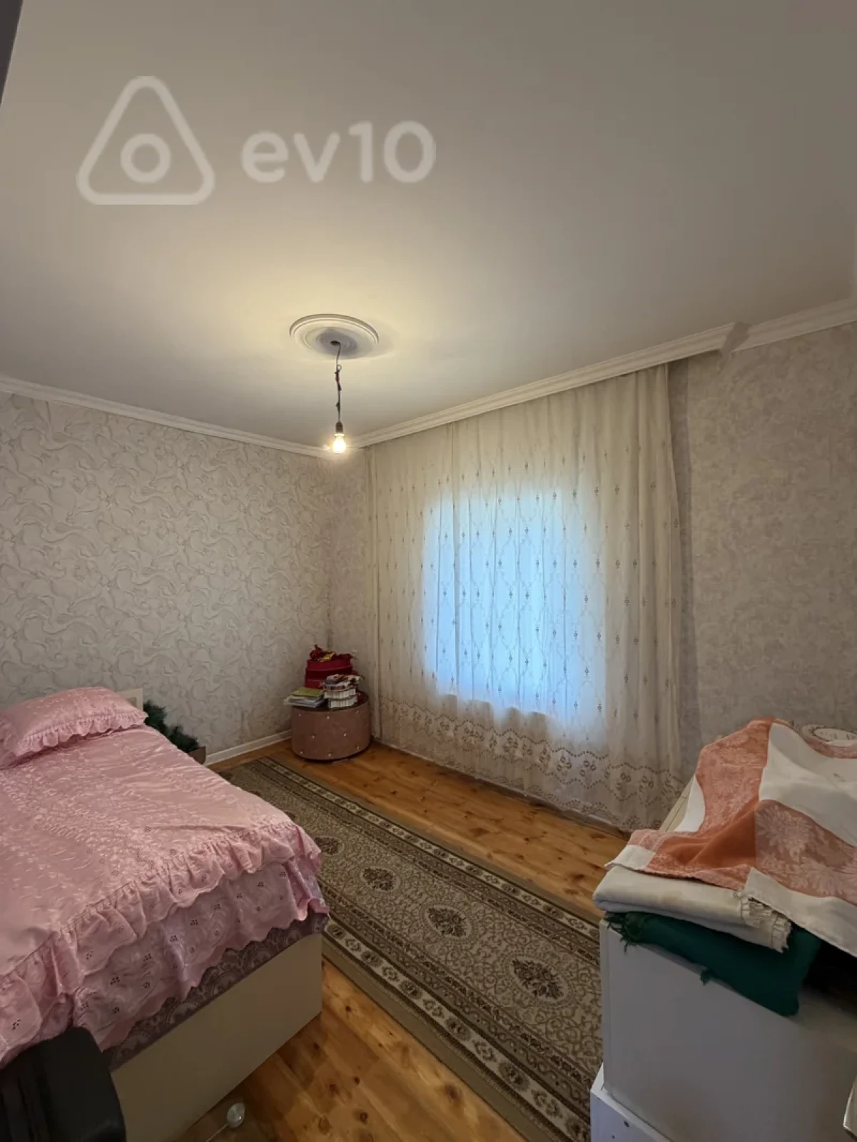 Satılır 4 otaqlı həyət evi 120 m²