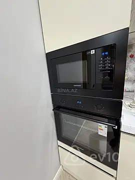 Kirayə verilir 4 otaqlı yeni tikili 220 m²