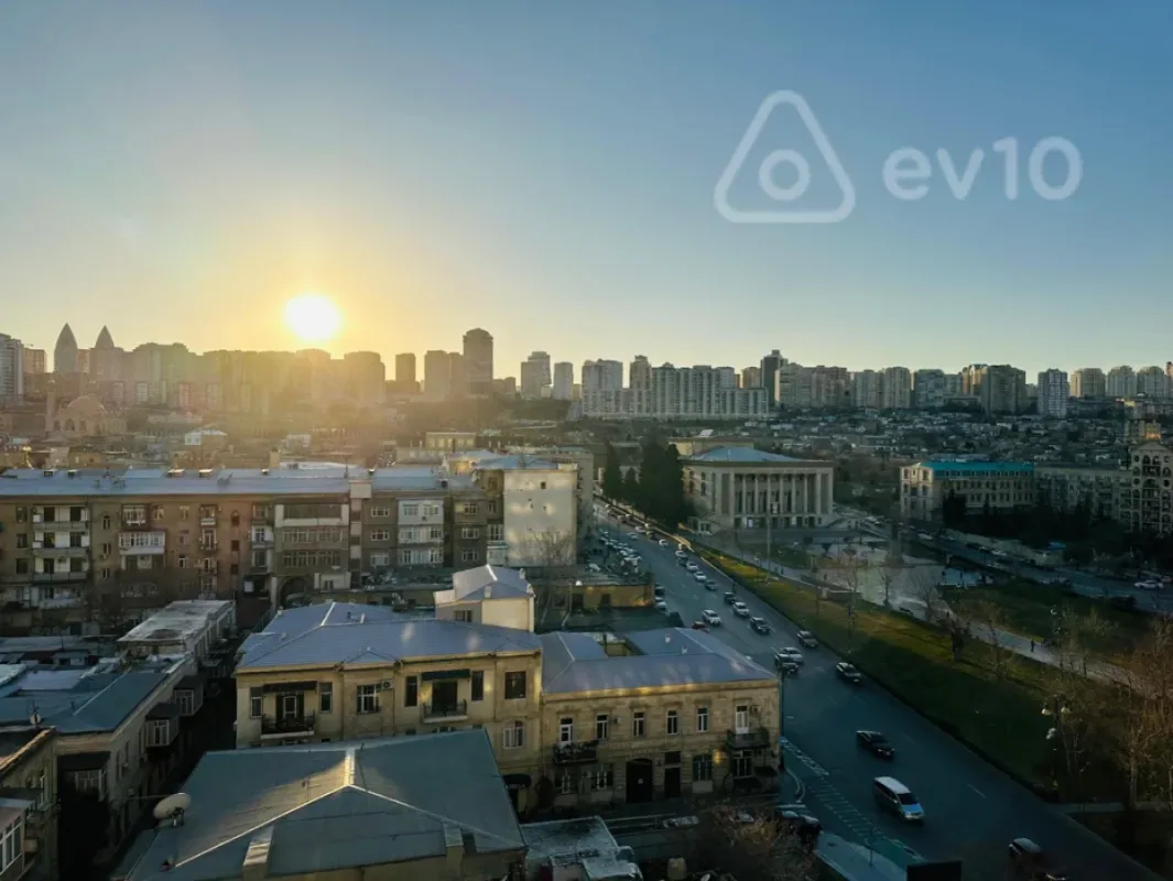 Kirayə verilir 3 otaqlı yeni tikili 170 m²