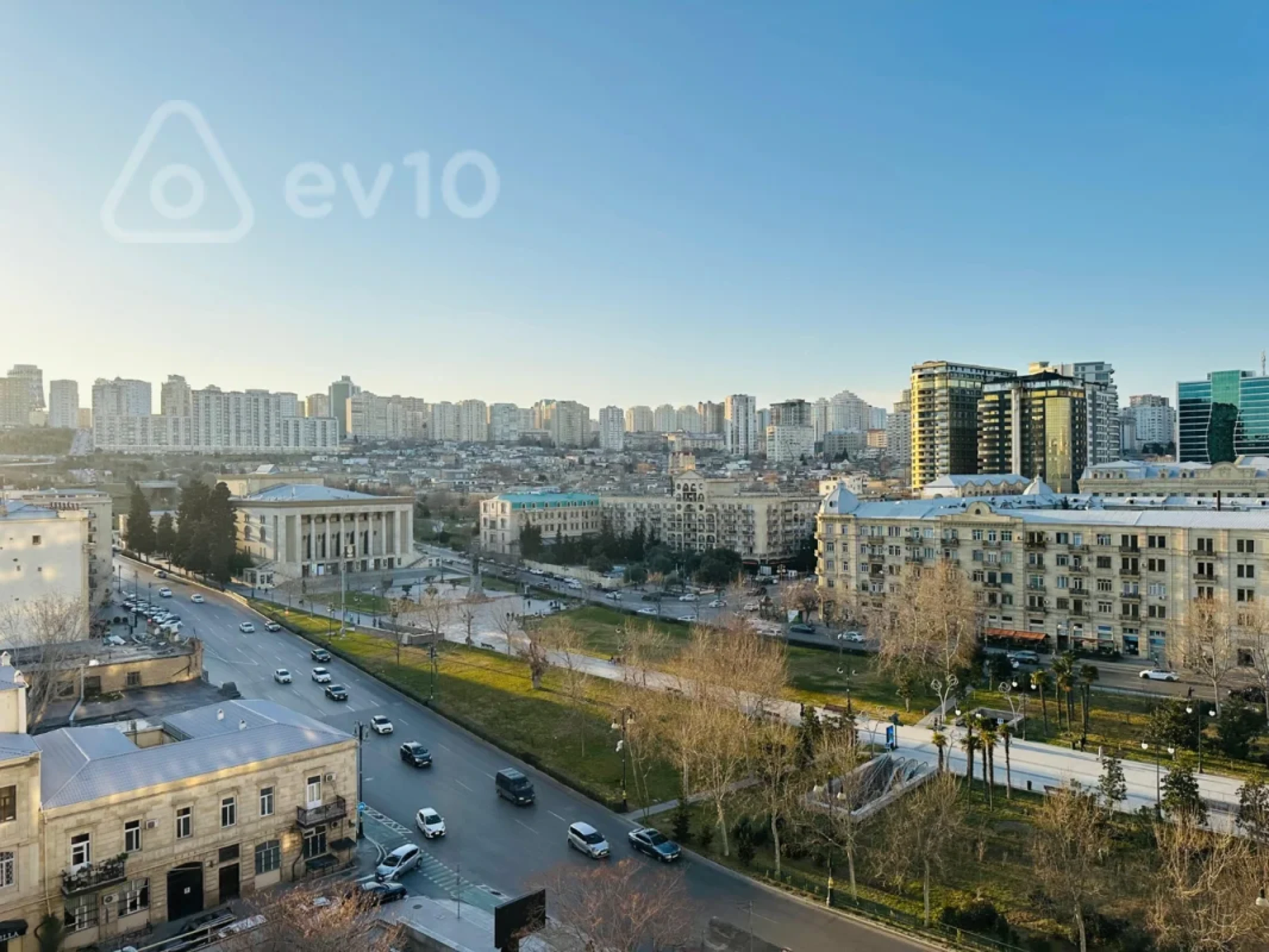 Kirayə verilir 3 otaqlı yeni tikili 170 m²