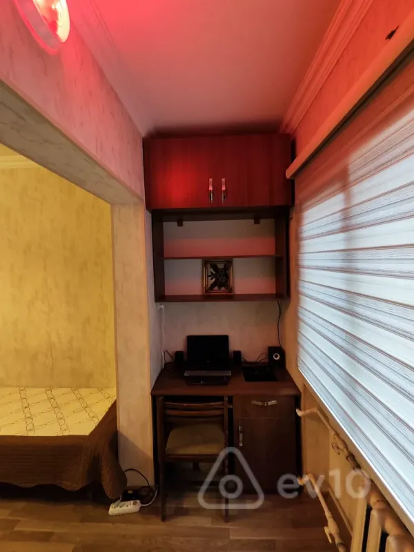 Satılır 3 otaqlı köhnə tikili 85 m²