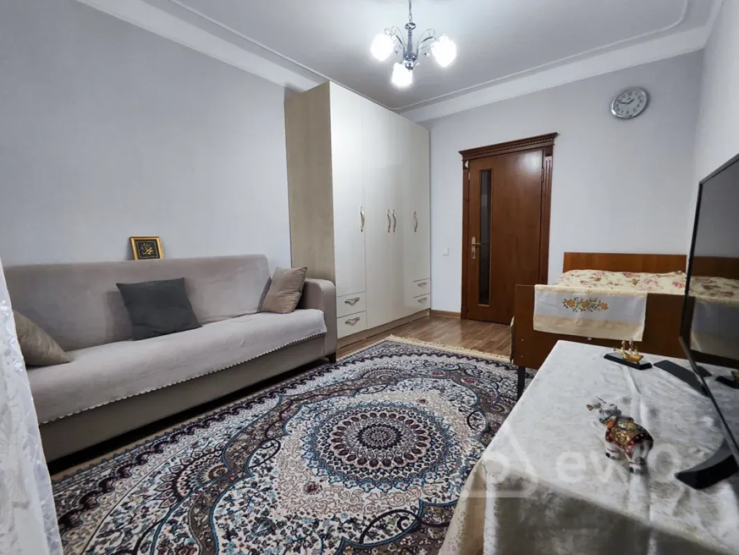 Satılır 3 otaqlı köhnə tikili 85 m²