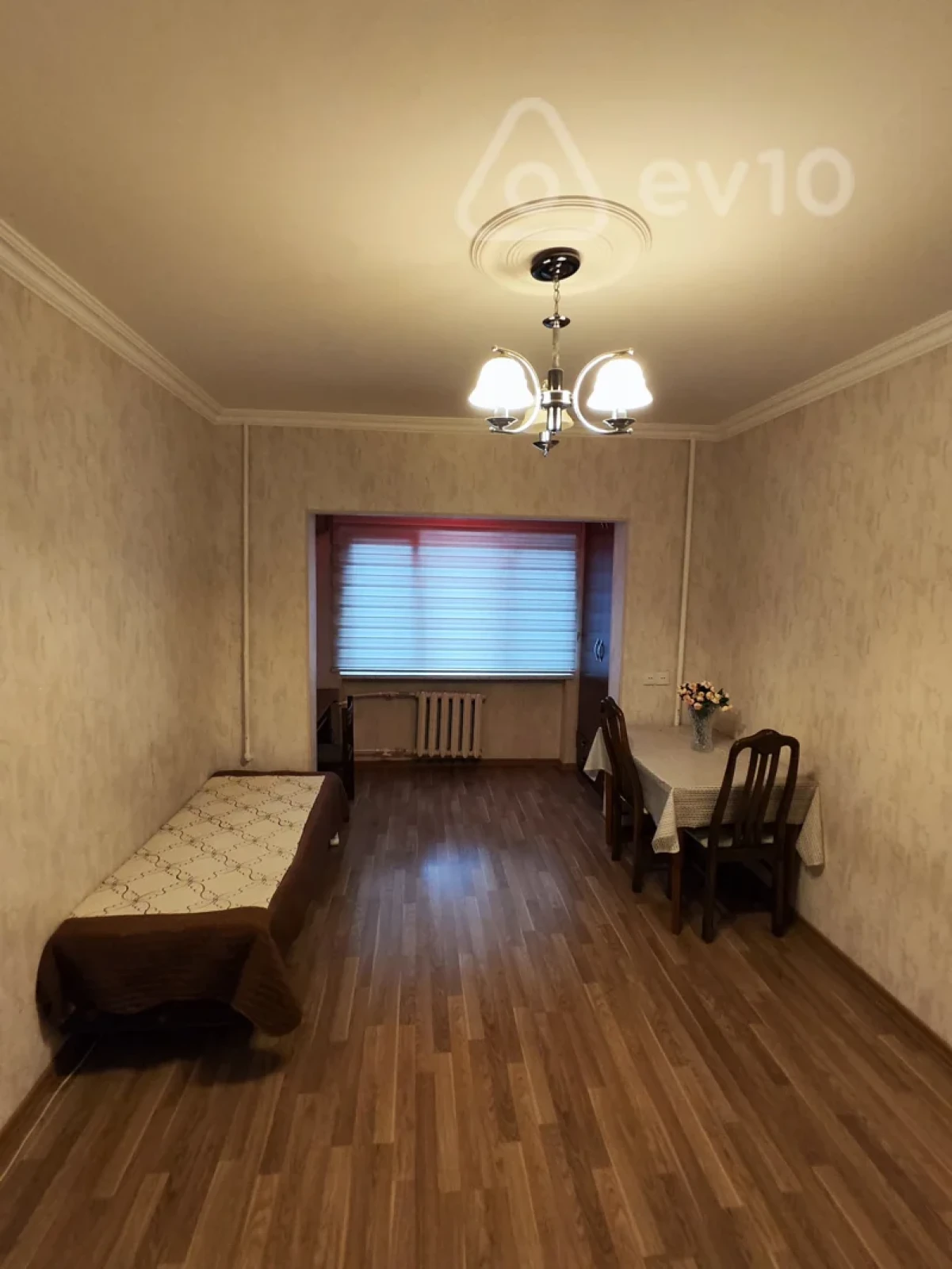 Satılır 3 otaqlı köhnə tikili 85 m²