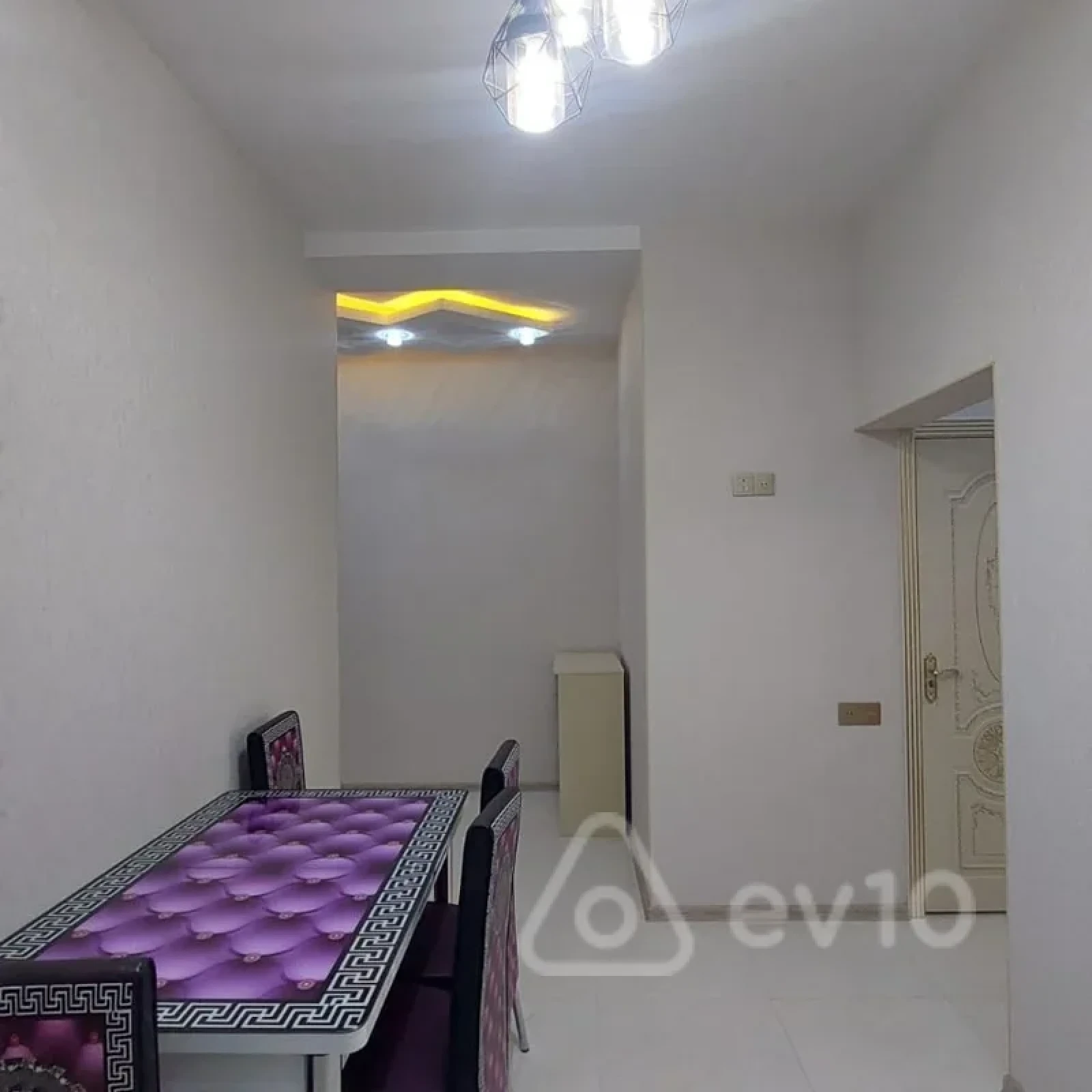 Kirayə verilir 2 otaqlı yeni tikili 63 m²