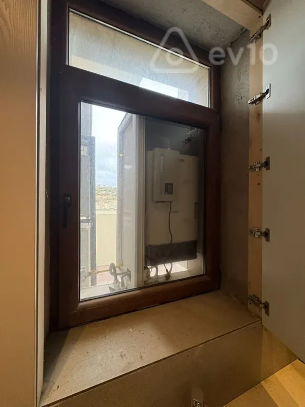 Kirayə verilir 3 otaqlı yeni tikili 160 m²