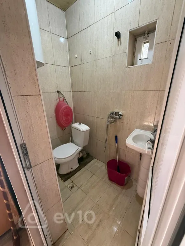 Kirayə verilir 1 otaqlı həyət evi 45 m²